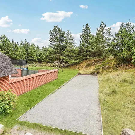 Holiday home 6 Bedroom Beautiful In Romo *